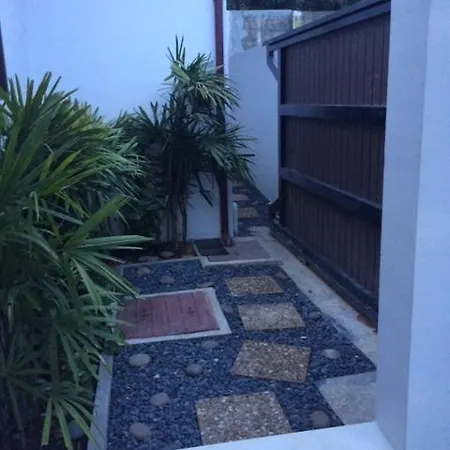 Naiharn Beach Villa Nai Harn Exterior photo
